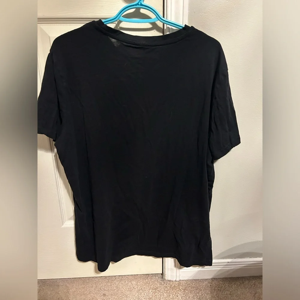Nintendo Legend of Zelda XL men’s t-shirt. Used. Fits a bit small. Black. Link. - Picture 3 of 3